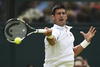 El serbio Novak Djokovic se instaló en la tercera ronda de Wimbledon, tras dar cuenta del finlandés Jarkko Nieminen.