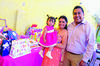 07072015 FELIZ CUMPLE.  Paulina Luján Hernández cumplió su primer año de edad, y lo celebró con una fiesta que le organizaron sus papás, Diana Isabel Hernández Domínguez y Carlos Luján Olguín.