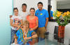 07072015 FELIZ CUMPLEAñOS.  Ninfa Villarreal con sus hijos: Laura, Luis, Leticia y Víctor.