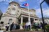 El edificio que desde 1977 acogía la Sección de Intereses de Cuba fue el sitio donde se llevó a cabo el histórico acto.