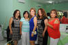 23072015 DESPEDIDA DE SOLTERA.  Karina Alejandra González con algunas de sus invitadas.