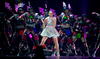 La lista continúa con la nueva princesa del pop, Katy Perry, quien ocupa el tercer lugar con una recaudación.