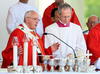 Francisco también celebró una misa en Holguin.