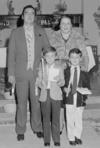 20092015 Ernesto Reséndiz López (f) y Ernesto Reséndiz Arreola
a la edad de dos años. Actualmente, radica en Dallas, Texas. Captados el 19 de septiembre de 1961.