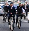 El alcalde de Gómez Palacio, José Miguel Campillo, se trasladó a su trabajo en bicicleta.