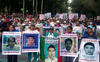 En diversas ciudades del mundo, los mexicanos salieron a las calles para expresar su solidaridad y apoyo por el caso de los 43 estudiantes de la escuela Normal Rural de Ayotzinapa a un año de su desaparición en Iguala, Guerrero.