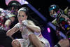 Su canción Roar supuso el comienzo de un show en el que Katy Perry fue ofreciendo uno tras otro todos sus grandes éxitos.