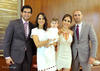 Isabella con sus papás, Gerardo y Sandra; y sus padrinos, Pilar y Sergio