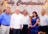 11102015 Dr. Jesús Gerardo Sotomayor Garza acompañado de Mario Valdés, Salvador Hernández Vélez, Patricia Herrero y Aurelio Alvarado.