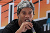 En las instalaciones del estadio Azteca, el astro brasileño Ronaldinho convivió con pequeñines de distintas partes de Latinoamérica, que dejaron ver su lado más sincero ante su ídolo.