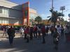 Por espacio de una hora, alrededor de 50 ciudadanos bloquearon la calzada Ávila Camacho frente a Recaudación de Rentas.
