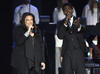 Carlos Vives y Julieta Venegas aparecicieron con El progreso.