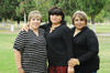 03122015 FESTEJA SU CUMPLEAñOS.  Aurora Palacios Luna en compañía de sus hermanas, Adela y Marcela Palacios.