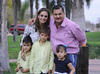 Acompañado de su esposa, Julieta, y sus hijos, José Saúl, Emiliano y Camila