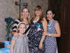 20122015 BABY SHOWER.  Judith Fabero Taboada acompañada de sus cuñadas, Lupita y Elena Enríquez Fang.