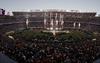 Chris Martin y compañía aparecieron en el Levi's Stadium para animar a los decenas de miles de fanáticos de la NFL que se dieron cita para ver el duelo Panteras vs Broncos.