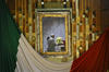 El Papa permaneció alrededor de 20 minutos orando frente a la imagen de la Guadalupana.