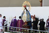 La misa se celebró en el estadio "Venustiano Carranza", donde cerca 20,000 religiosos escucharon las palabras del Papa.