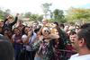 La cantante causó polémica por supuestamente haber molestado al Papa Francisco al ocupar un lugar para personas con discapacidad en su llegada a Morelia.
