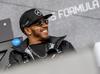 Sergio Pérez. El tapatío ingresó en la Fórmula 1 en octubre de 2010 y actualmente forma parte del equipo Sahara Force India F1 Team. Por sus logros a su corta edad (tiene 26 años) la prensa deportiva lo ha llamado “the mexican wunderkind”, “el niño prodigio mexicano”.
