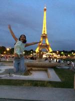 Mía Alexandra Albarrán Gurrola, de vacaciones   Torre Ifel, en París.