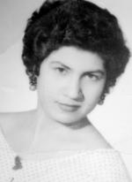 03042016 Sra. RosalÃ­a NÃºÃ±ez de ObregÃ³n y Sr. BenjamÃ­n ObregÃ³n MartÃ­nez con sus hijas: Martha, de 3 aÃ±os, y Chelo, de 8 meses, en la Feria de San Marcos, Aguascalientes, en 1955.