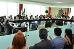 El alcalde Miguel Riquelme e integrantes del Cabildo escucharon atentos las propuestas de sus pares infantiles.