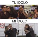 Usuarios de las redes sociales criticaron al cantante por su actitud.