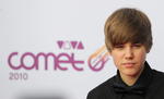 Bieber sorprendió al protagonizar la portada de la revista Rolling Stone en 2011 con el cabello alborotado.