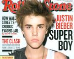 Al asistir a los AMAs en 2011, Justin Bieber lució un peinado muy recatado.