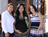 08052016 BABY SHOWER.  Paola Luna Reyes con sus amigas, Lorena Gutiérrez y Norma Ávalos.