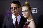 Elle Fanning lució su belleza en el estreno de su nueva película.