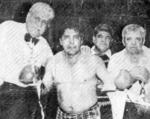 12062016 En una función en la Olímpico Laguna en 1986: Referee Joaquín Hidrogo (f); Felipe “El Pajarito” Gutiérrez (f), Antonio “Zorrito” Ramírez (f) e Hilario Valles.