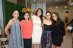 Rita y Nallely Domínguez, Sandra, Caro Ponce y Liz Zermeño.JPG