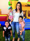 10072016 MUY FELICES.  Karen Valdés y sus hijos, Alfredo, Mateo y María José.