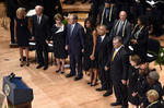Entre quienes hicieron uso de la palabra estuvo también el expresidente George W. Bush, quien vive en Dallas y asistió con su esposa a la ceremonia.