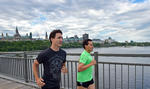 Ambos mandatarios corrieron en la mañana en el histórico puente Alexandra.