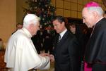 El entonces gobernador del Estado de México acudió a visitar al papa Benedicto XVI.