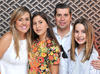 Juan Luis Contreras con su familia.jpg