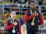 Aliya Mustafina, ganadora del bronce posó orgullosa representando a su país