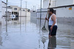 En el Fraccionamiento Roma de Torreón, a meses de la obra de drenaje pluvial, habitantes sufrieron severas inundaciones.