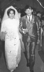07082016 Hortencia Chavira (f) y Alicia RodrÃ­guez en su Primera ComuniÃ³n en 1950 en la Iglesia de Nuestra SeÃ±ora del Carmen en TorreÃ³n, Coahuila.