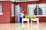 Las inundaciones provocaron que ciudadanos de varias colonias, como Valle Oriente, Santa Sofía, Eduardo Olmos y Torreón 2000, se manifestaran bloqueando vías principales para demandar la atención de autoridades.
