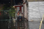 Ciudadanos volvieron a padecer por las inundaciones.