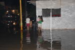 Ciudadanos volvieron a padecer por las inundaciones.