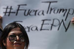 Mexicanos salieron a protestar por el encuentro de Peña Nieto y el magnate.