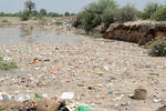 En Hormiguero en algunas zonas se veían lagunas cubiertas de basura.