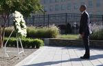El presidente estadunidense Barack Obama encabezó una de las ceremonias, en el 15 aniversario de los ataques que dejaron unos dos mil 977 muertos.