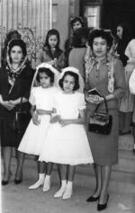 11092016 En una Primera Comunión, a la que asistieron Aurora Ramírez y su tía, Emma Wong, en 1960.
