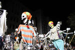 Considerado por sus organizadores como la mayor celebración pública de Halloween en el mundo, el desfile de Nueva York congregó a miles de participantes.